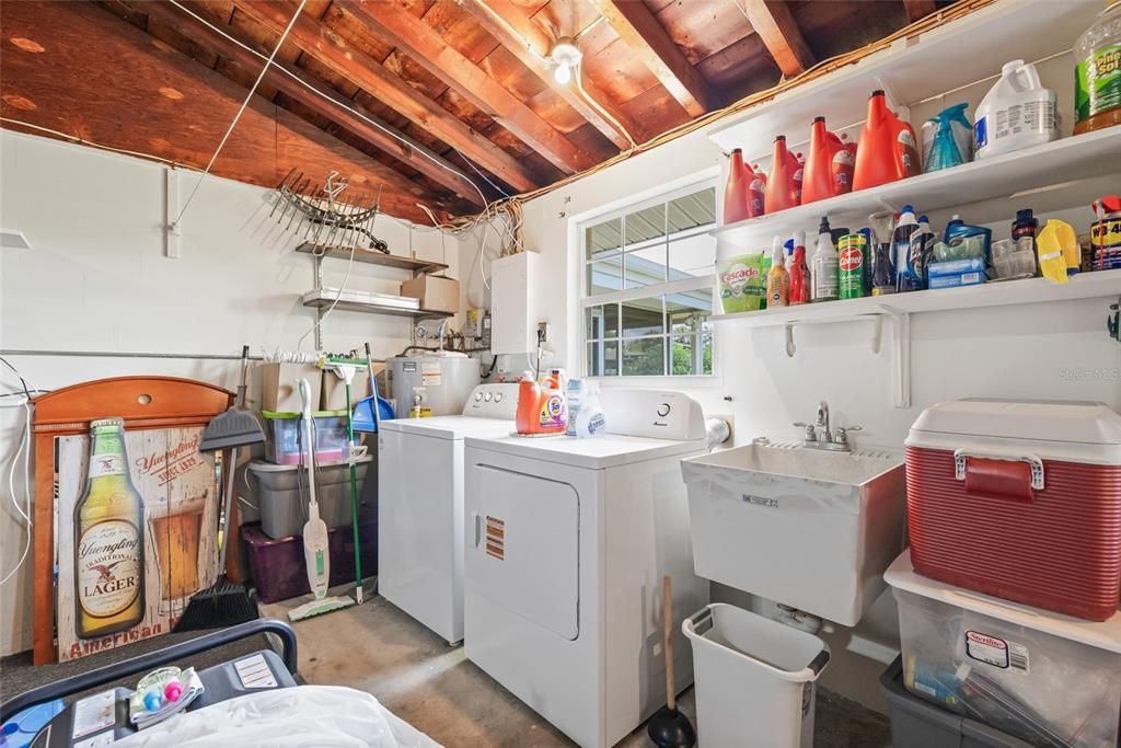 На продажу: $450,000 (2 спален, 2 ванн, 1343 Квадратных фут)