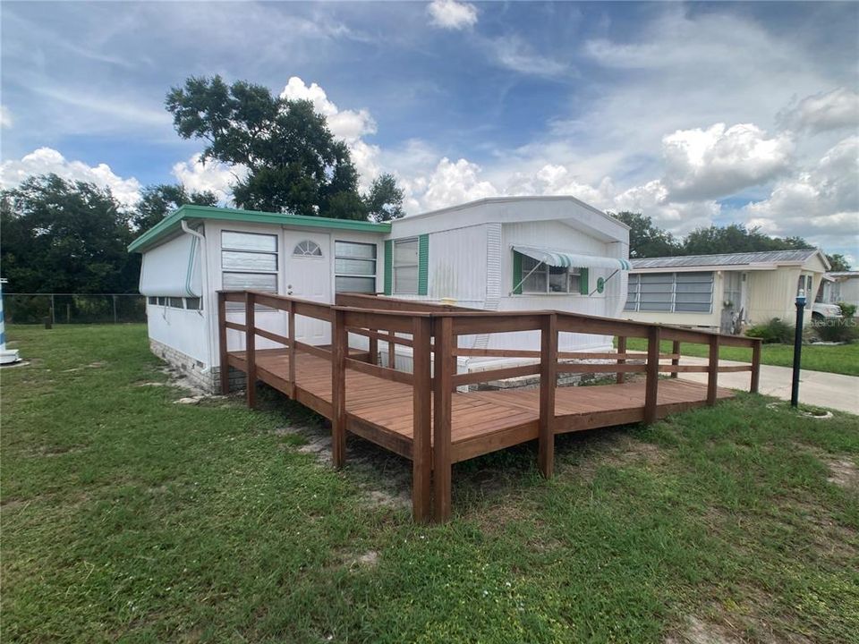 На продажу: $69,000 (2 спален, 1 ванн, 984 Квадратных фут)