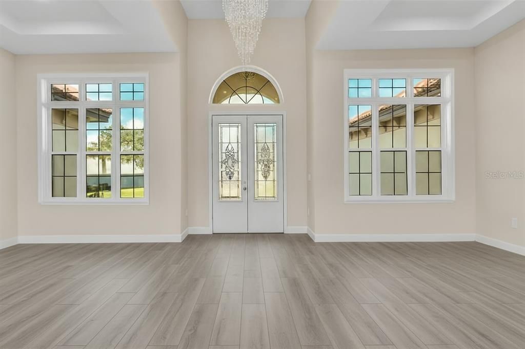 For Sale: $999,999 (4 beds, 4 baths, 3050 Square Feet)