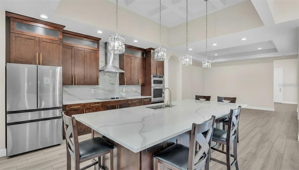 For Sale: $999,999 (4 beds, 4 baths, 3050 Square Feet)