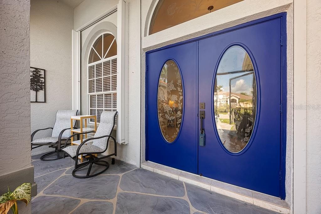 For Sale: $570,000 (3 beds, 2 baths, 2037 Square Feet)