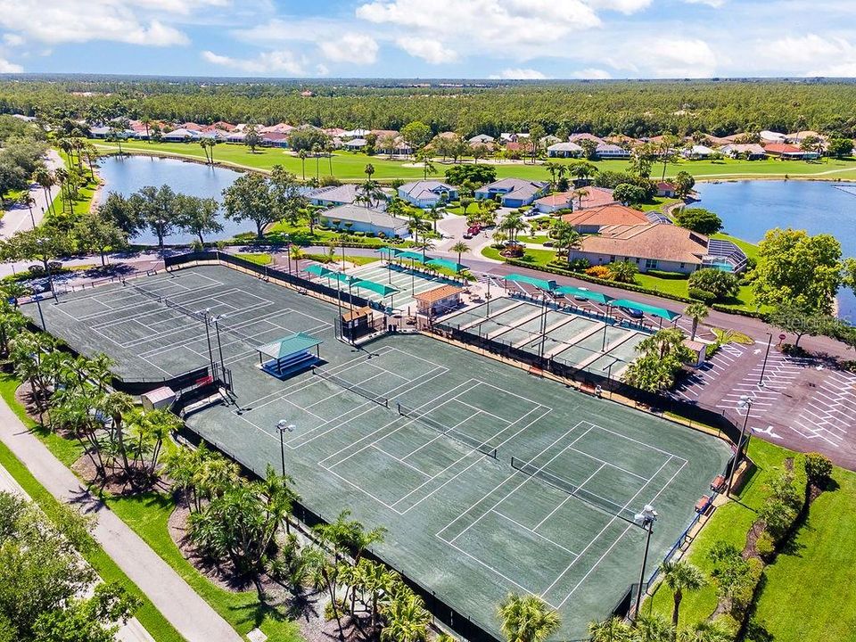 For Sale: $570,000 (3 beds, 2 baths, 2037 Square Feet)