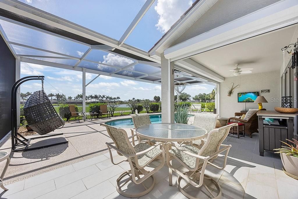 For Sale: $570,000 (3 beds, 2 baths, 2037 Square Feet)