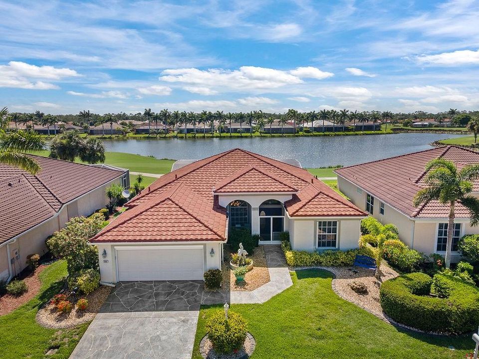 For Sale: $570,000 (3 beds, 2 baths, 2037 Square Feet)