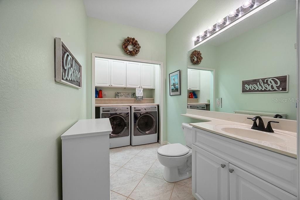 For Sale: $570,000 (3 beds, 2 baths, 2037 Square Feet)