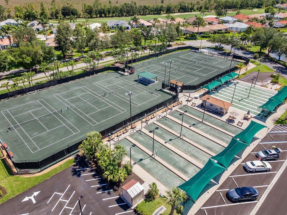 For Sale: $570,000 (3 beds, 2 baths, 2037 Square Feet)