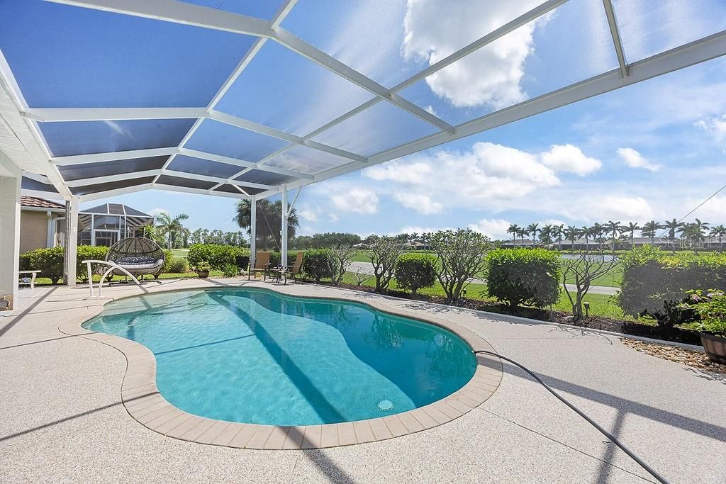 For Sale: $570,000 (3 beds, 2 baths, 2037 Square Feet)