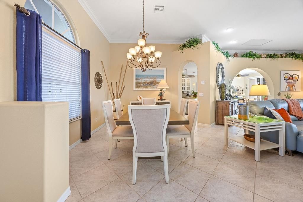 For Sale: $570,000 (3 beds, 2 baths, 2037 Square Feet)