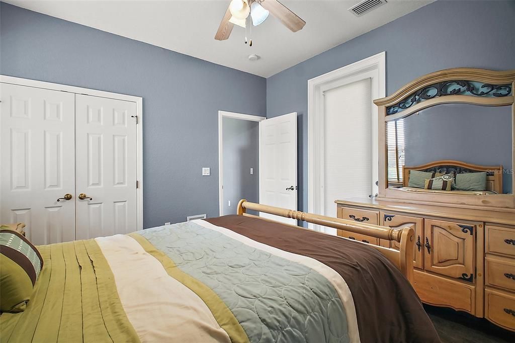 For Sale: $1,100,000 (4 beds, 4 baths, 2615 Square Feet)