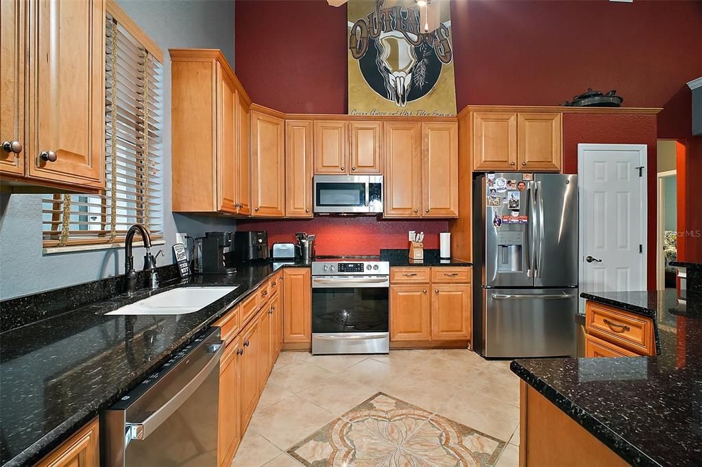 For Sale: $1,100,000 (4 beds, 4 baths, 2615 Square Feet)