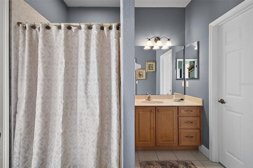 For Sale: $1,100,000 (4 beds, 4 baths, 2615 Square Feet)