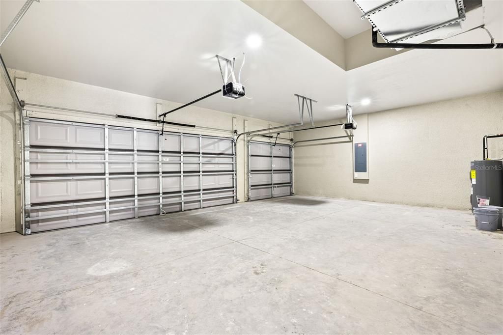 Activo con contrato: $515,000 (4 camas, 2 baños, 1800 Pies cuadrados)