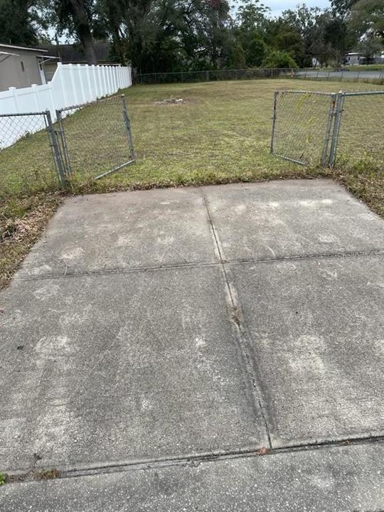 待售: $115,000 (0.21 acres)