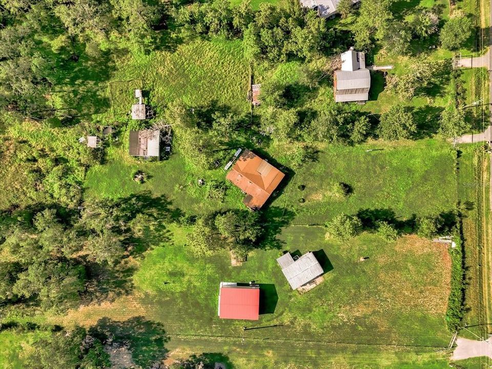 For Sale: $299,999 (3 beds, 2 baths, 1548 Square Feet)