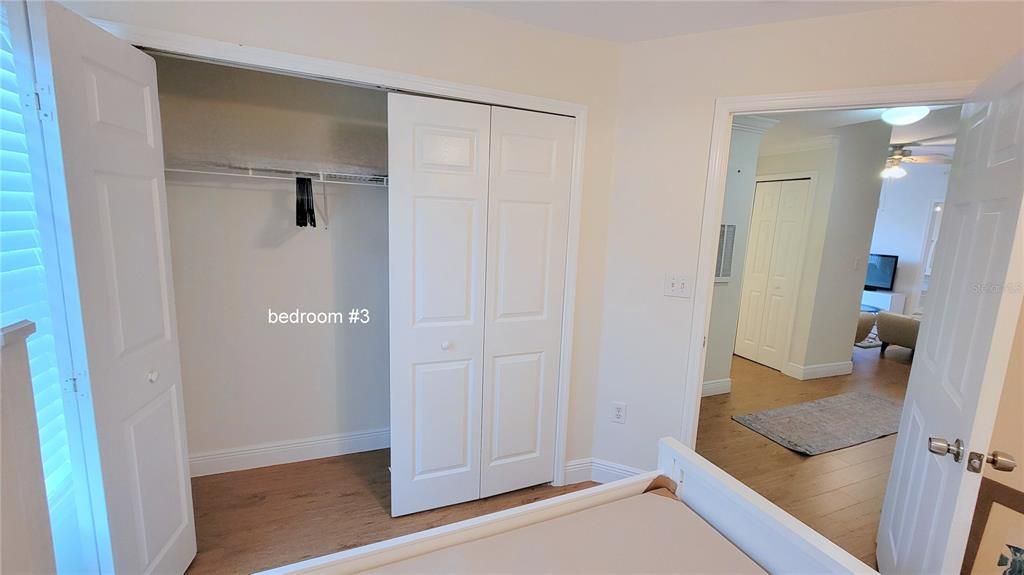 Activo con contrato: $1,990 (3 camas, 2 baños, 1231 Pies cuadrados)