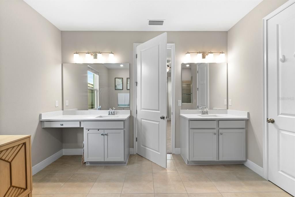 待售: $549,498 (4 贝兹, 3 浴室, 2786 平方英尺)