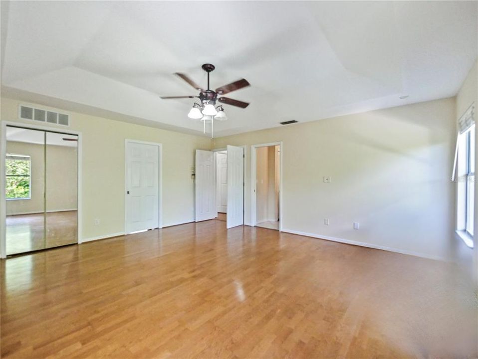 В аренду: $3,500 (4 спален, 3 ванн, 2727 Квадратных фут)