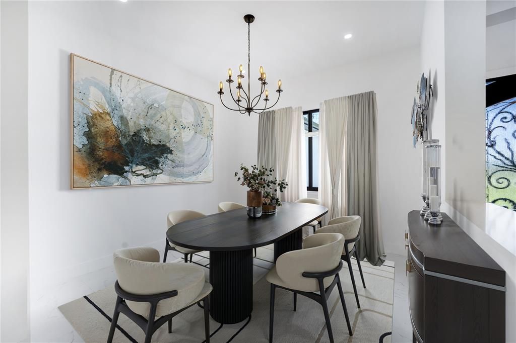 En Venta: $1,125,000 (4 camas, 3 baños, 3374 Pies cuadrados)