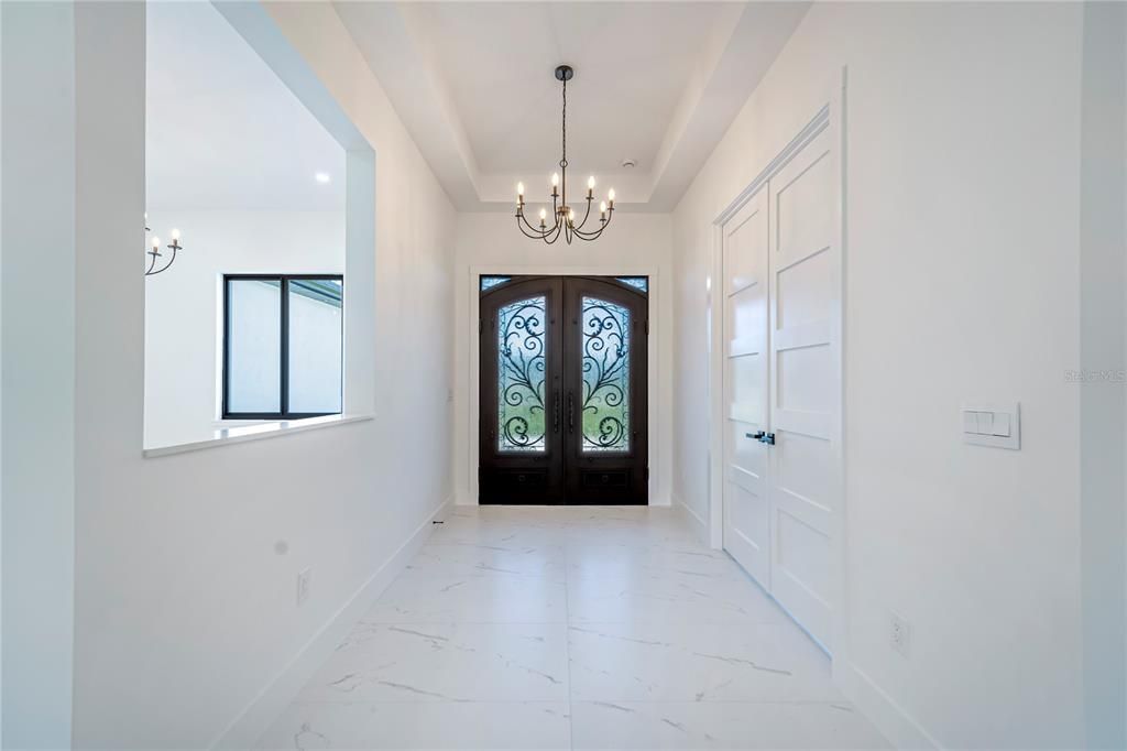 En Venta: $1,125,000 (4 camas, 3 baños, 3374 Pies cuadrados)