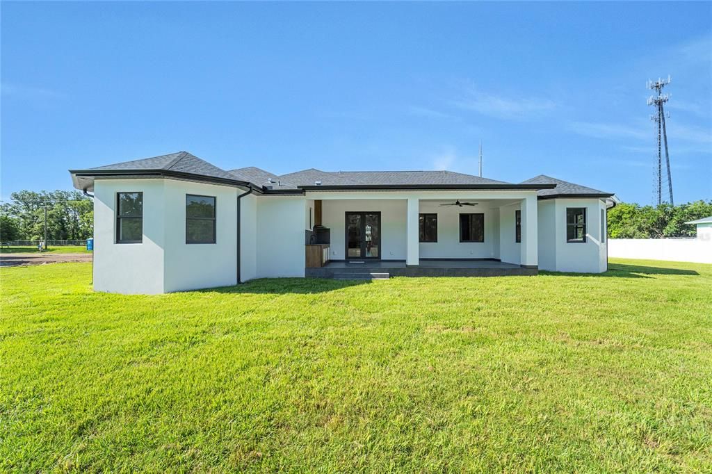 En Venta: $1,125,000 (4 camas, 3 baños, 3374 Pies cuadrados)