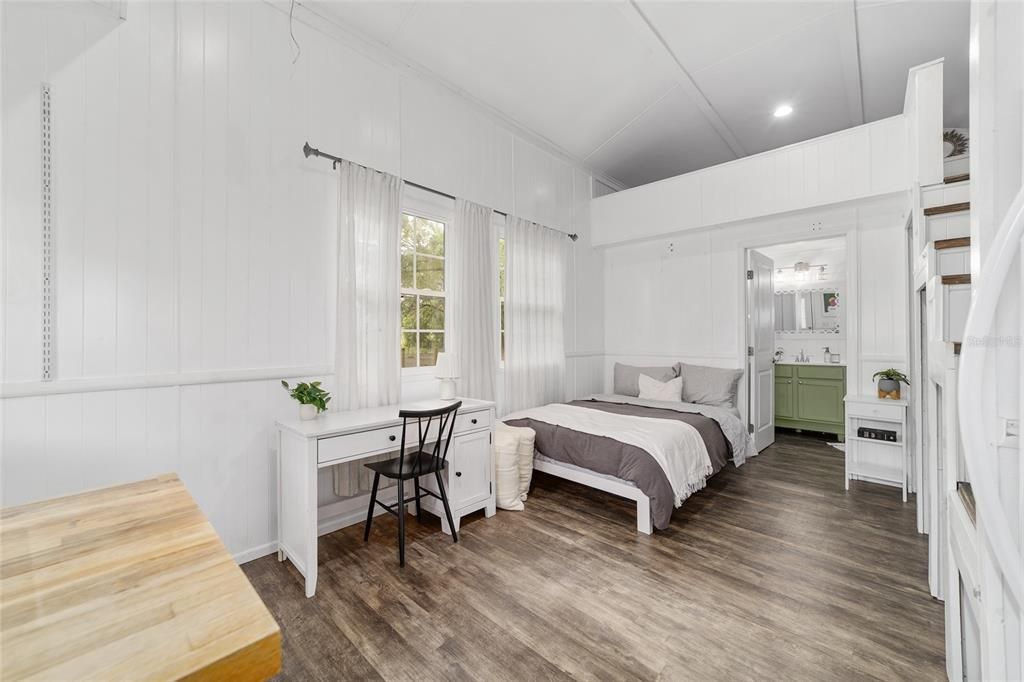 En Venta: $899,000 (5 camas, 3 baños, 2822 Pies cuadrados)