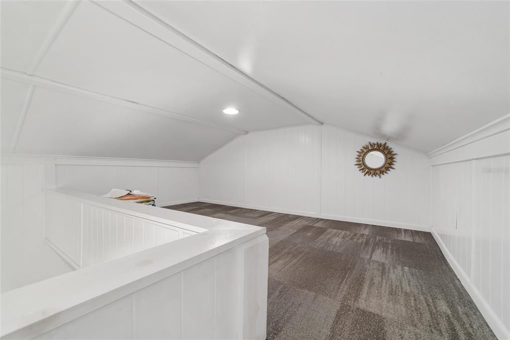 En Venta: $899,000 (5 camas, 3 baños, 2822 Pies cuadrados)