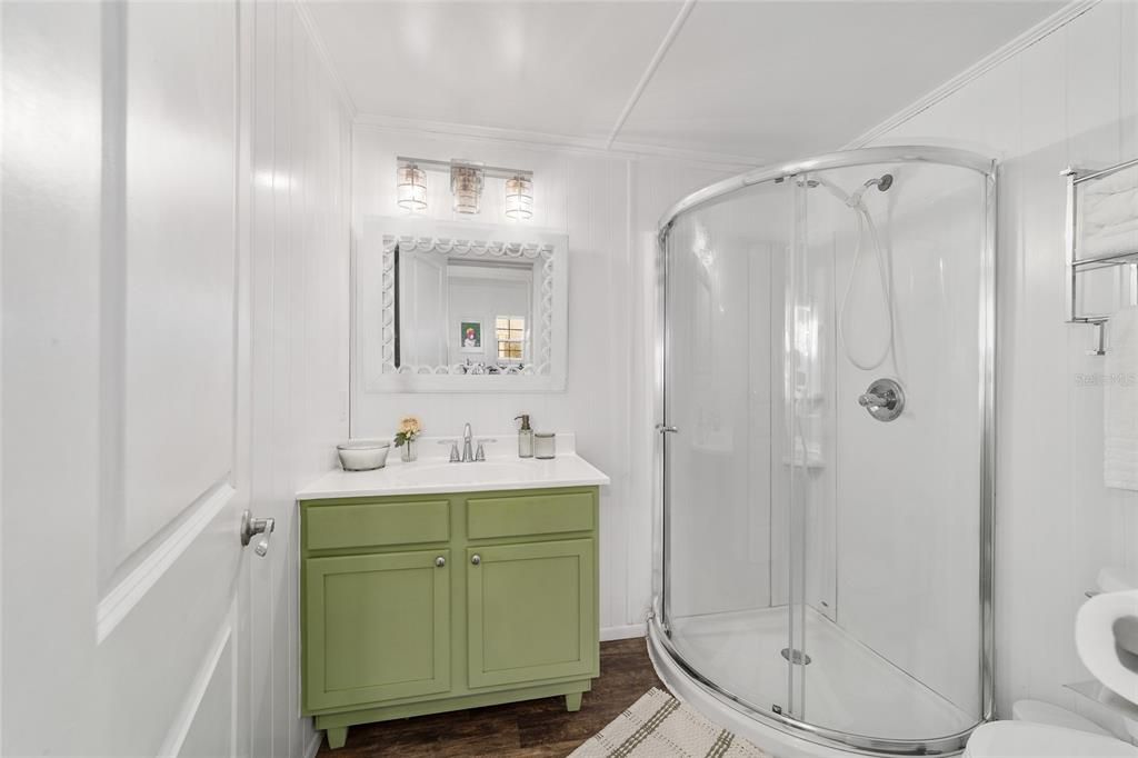 En Venta: $899,000 (5 camas, 3 baños, 2822 Pies cuadrados)