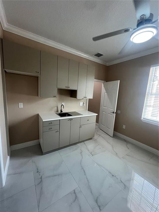 待售: $599,900 (6 贝兹, 4 浴室, 2952 平方英尺)