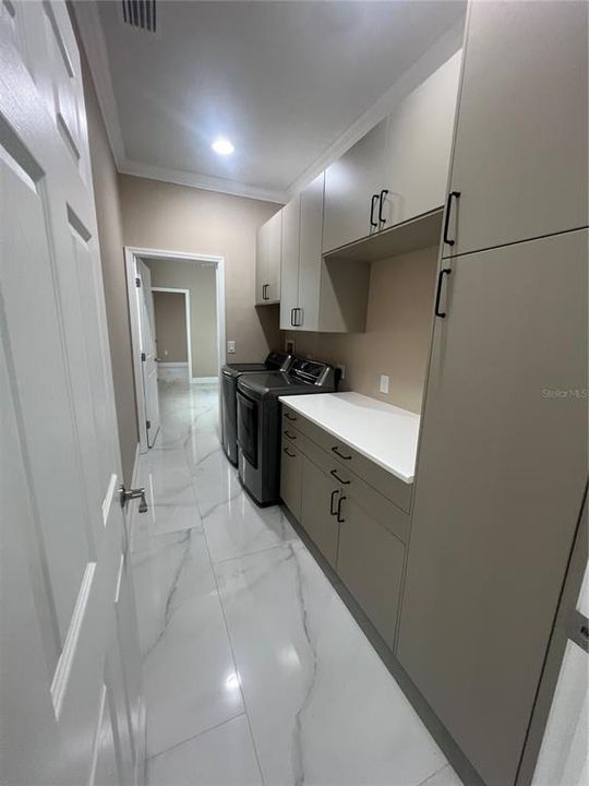 待售: $599,900 (6 贝兹, 4 浴室, 2952 平方英尺)