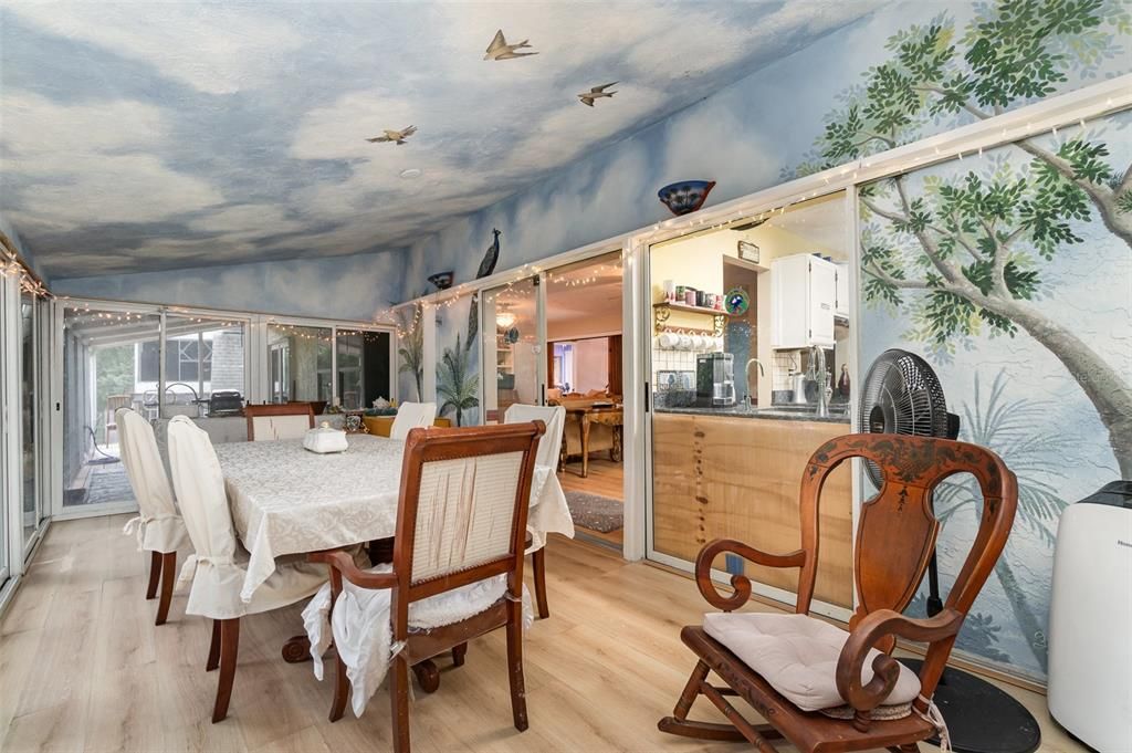 待售: $999,999 (4 贝兹, 3 浴室, 4099 平方英尺)