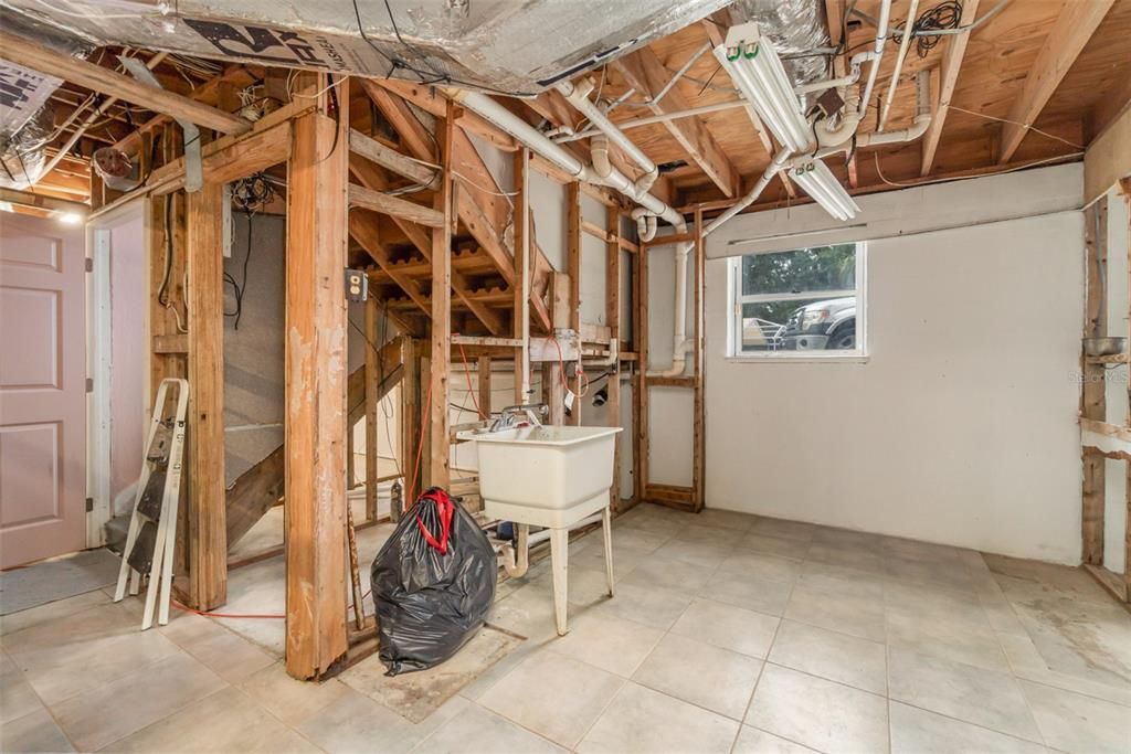 待售: $999,999 (4 贝兹, 3 浴室, 4099 平方英尺)