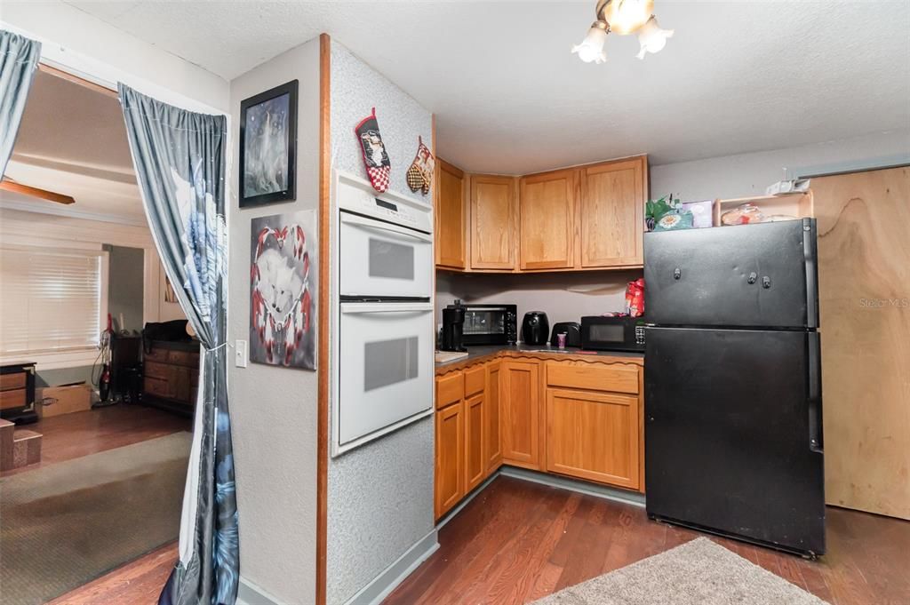 待售: $999,999 (4 贝兹, 3 浴室, 4099 平方英尺)