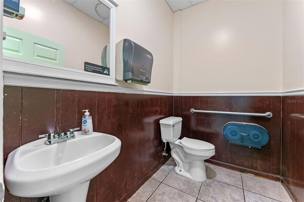 En Venta: $85,000 (0 camas, 0 baños, 1050 Pies cuadrados)