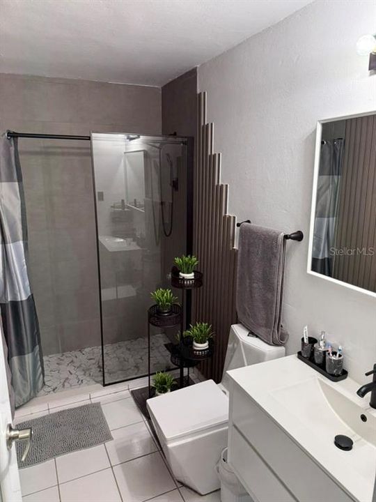 For Sale: $290,000 (3 beds, 2 baths, 1200 Square Feet)