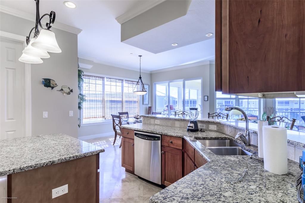 For Rent: $6,500 (4 beds, 3 baths, 2761 Square Feet)