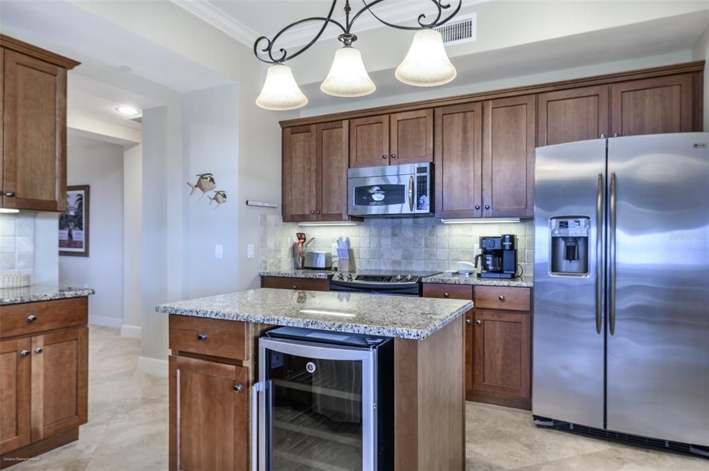 For Rent: $6,500 (4 beds, 3 baths, 2761 Square Feet)