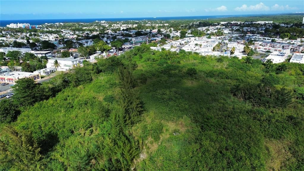 待售: $10,000,000 (6.70 acres)