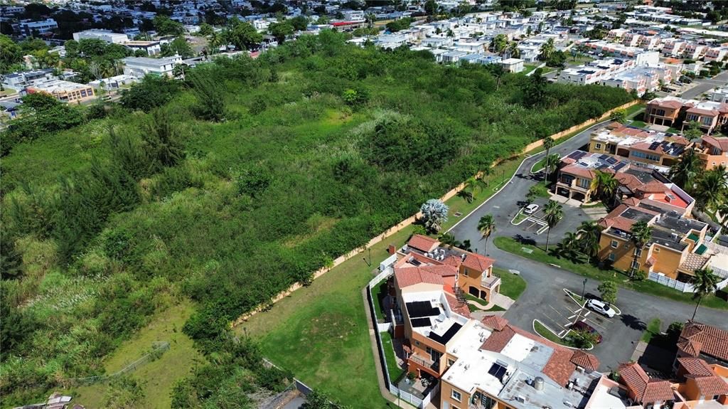 待售: $10,000,000 (6.70 acres)