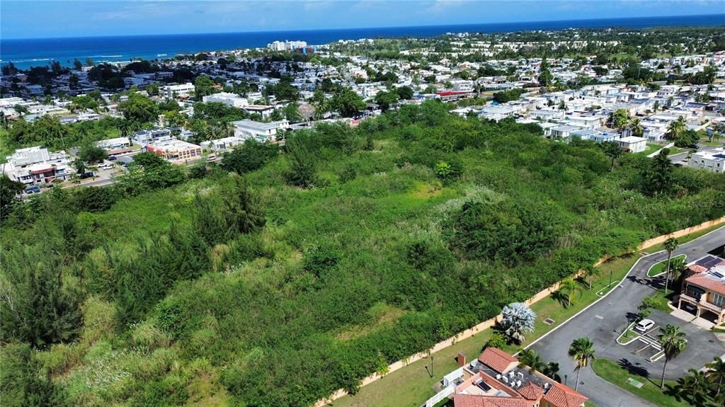 待售: $10,000,000 (6.70 acres)