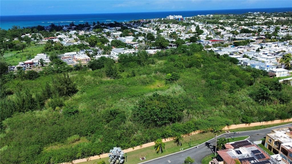 待售: $10,000,000 (6.70 acres)