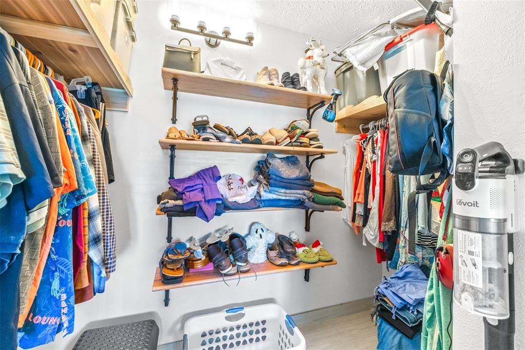 На продажу: $955,000 (3 спален, 2 ванн, 3103 Квадратных фут)