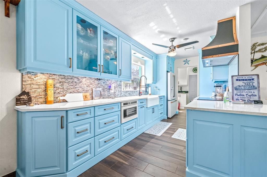 На продажу: $955,000 (3 спален, 2 ванн, 3103 Квадратных фут)