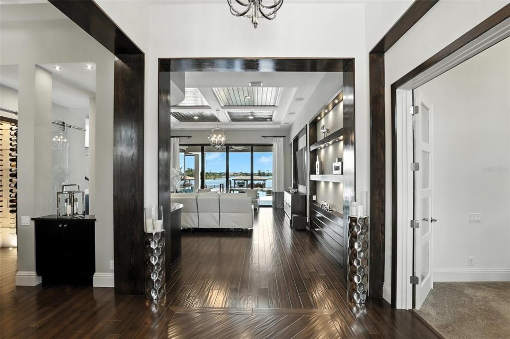 待售: $4,199,000 (6 贝兹, 7 浴室, 5709 平方英尺)