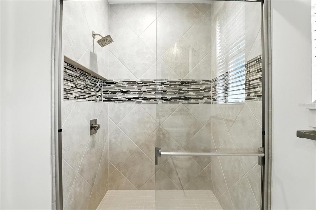 待售: $4,199,000 (6 贝兹, 7 浴室, 5709 平方英尺)