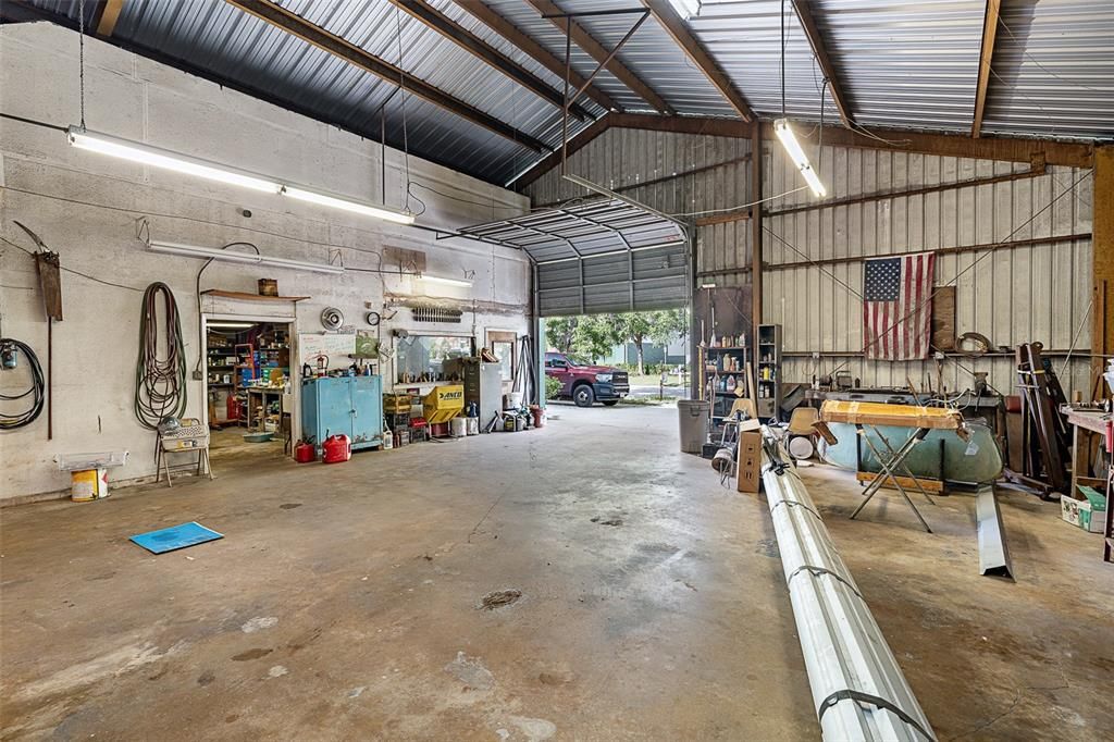 合同活跃: $444,900 (0 贝兹, 0 浴室, 3750 平方英尺)