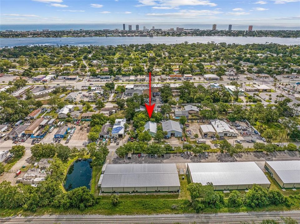 合同活跃: $444,900 (0 贝兹, 0 浴室, 3750 平方英尺)