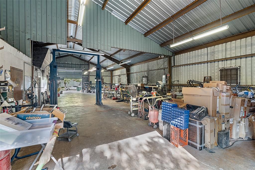 合同活跃: $444,900 (0 贝兹, 0 浴室, 3750 平方英尺)