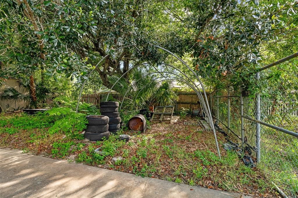 合同活跃: $444,900 (0 贝兹, 0 浴室, 3750 平方英尺)