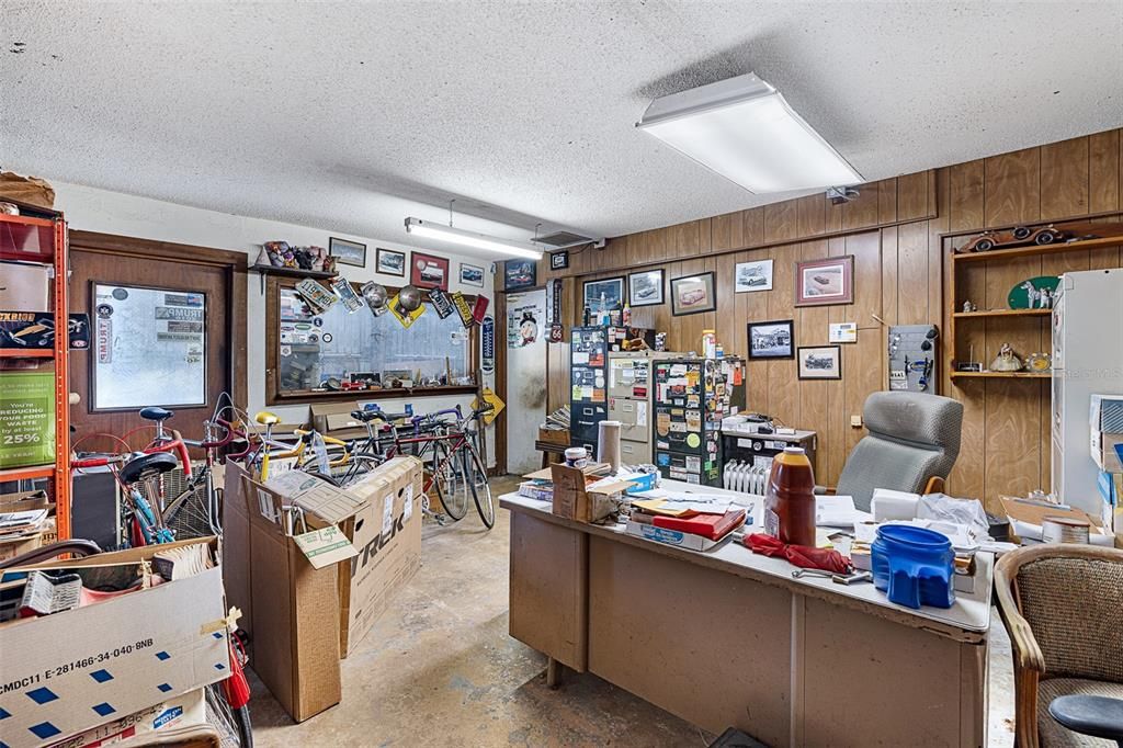 合同活跃: $444,900 (0 贝兹, 0 浴室, 3750 平方英尺)