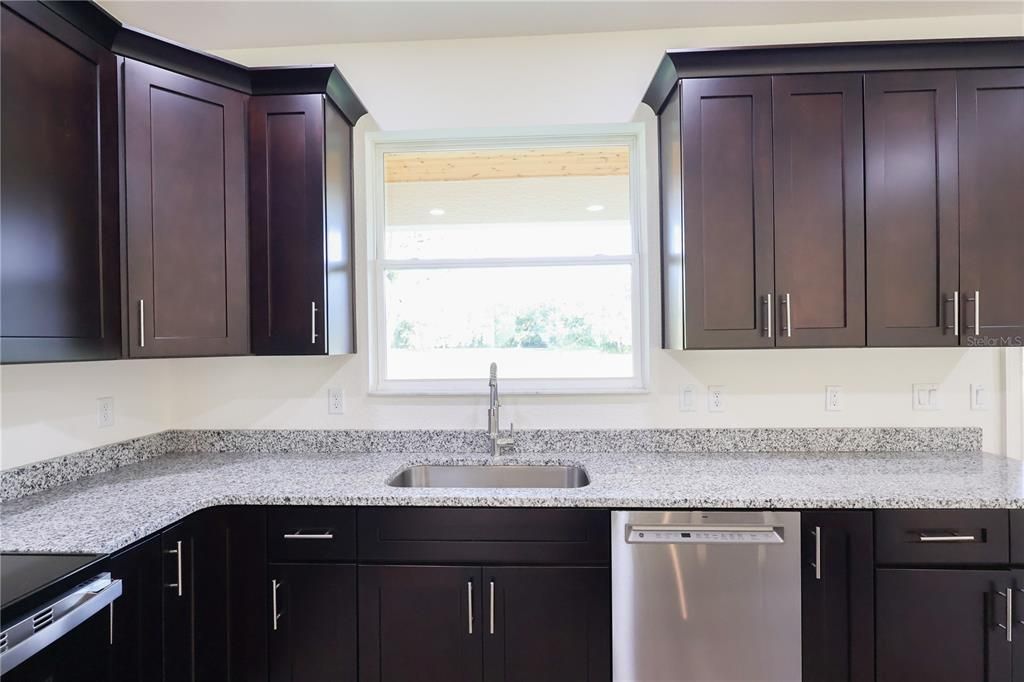 For Sale: $670,000 (3 beds, 2 baths, 1685 Square Feet)